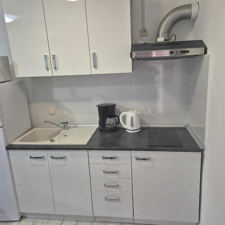 Jan 2 Apartment พูลา ภายนอก รูปภาพ