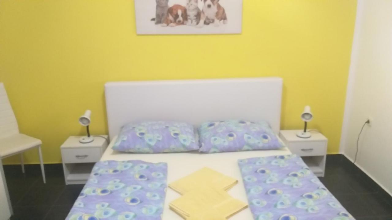 Jan 2 Apartment พูลา ภายนอก รูปภาพ