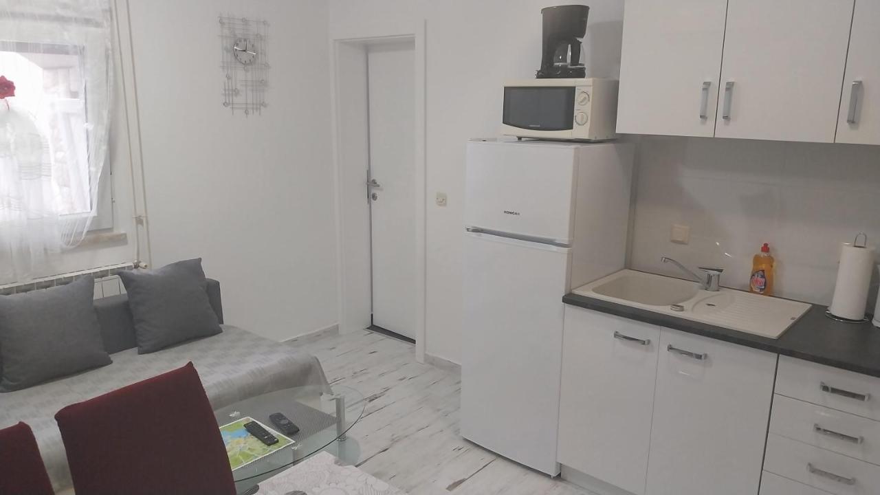 Jan 2 Apartment พูลา ภายนอก รูปภาพ